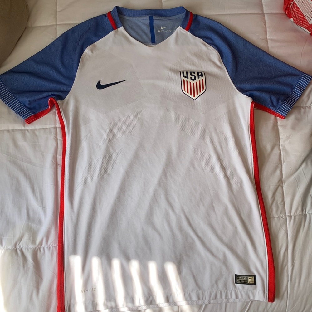 Men’s 2016 USA soccer jersey